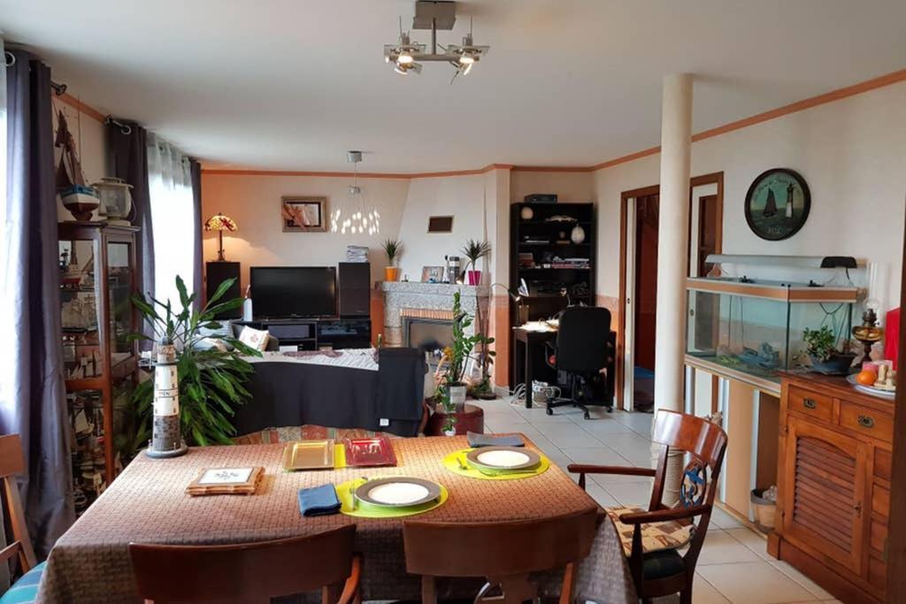 Regard Bleu Sur Horizon Villa เทรเกิงก์ ภายนอก รูปภาพ
